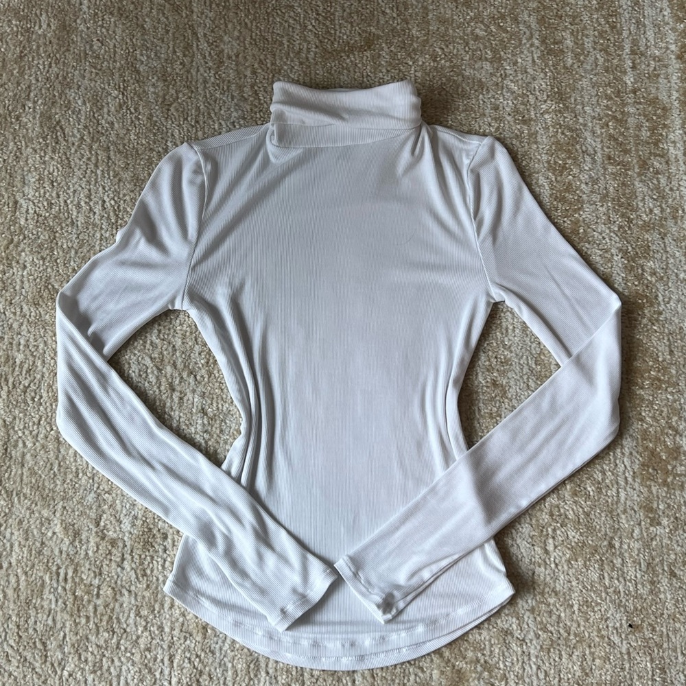 Elegant White Turtleneck Top